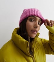 New Look Bright Pink Chunky Knit Beanie